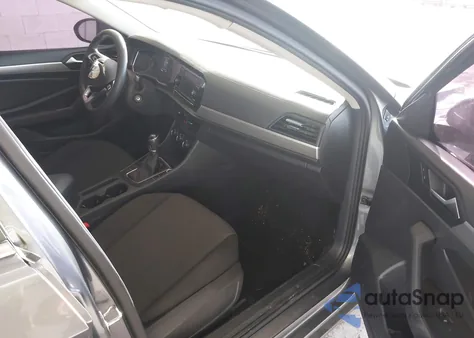 2019 Volkswagen Jetta 1.4T S z USA, uszkodzony, nr VIN 3VWN57BU9KM046827